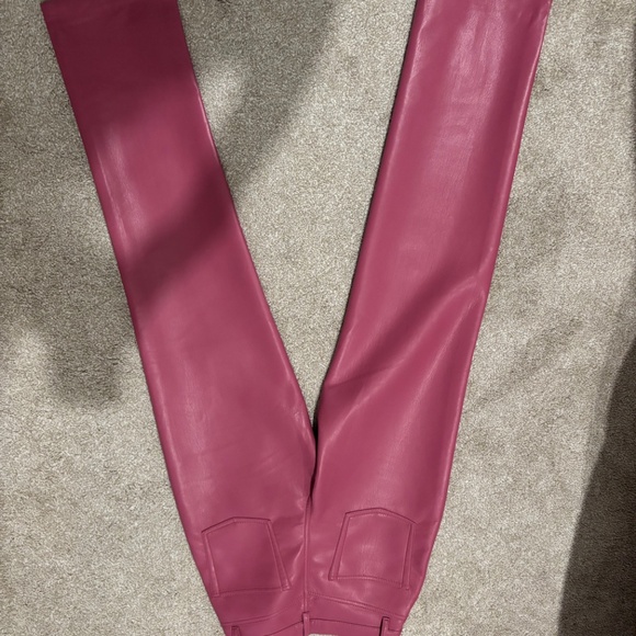 Aritzia Melina pink leather pants size 0 - Picture 3 of 3